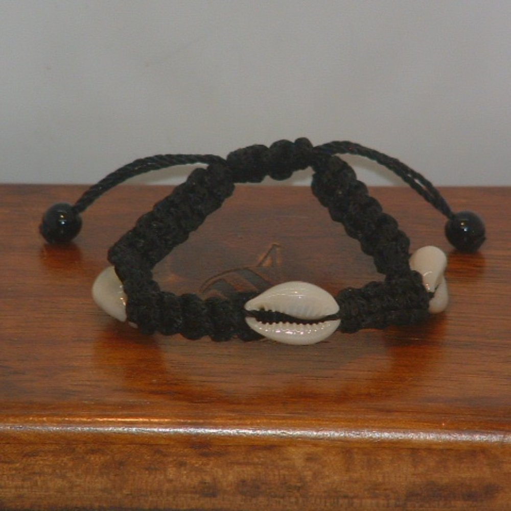 New Black Shoelace Cowrie Shell Bracelet